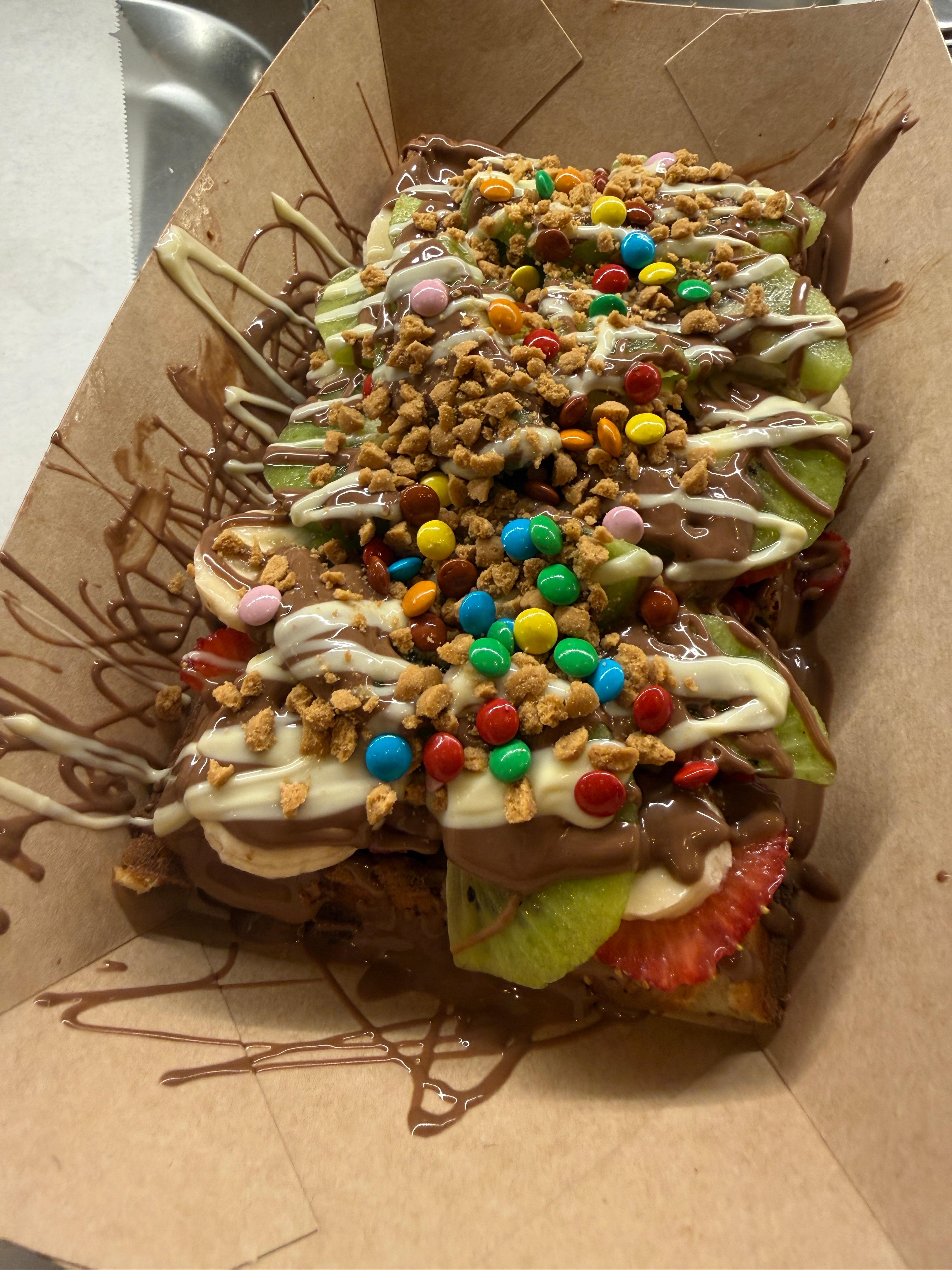 Belgium Ananaslı waffle